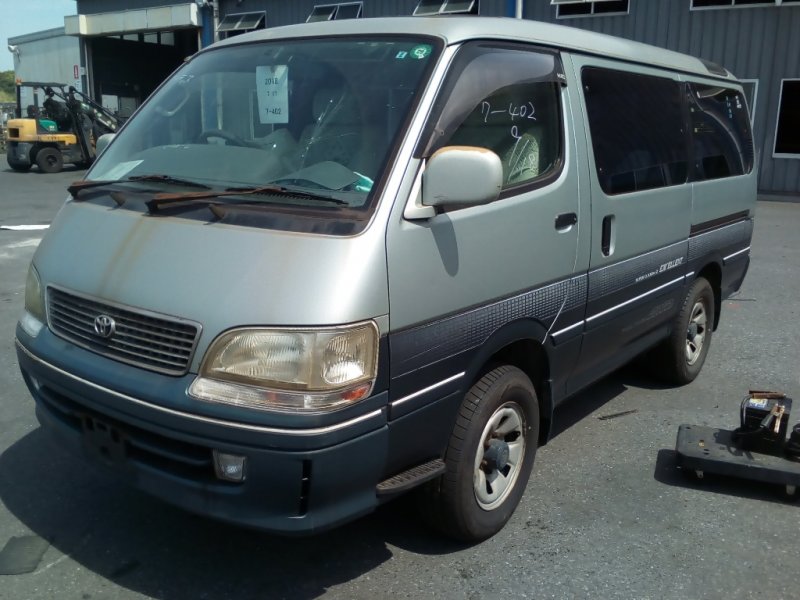 Toyota hiace 106